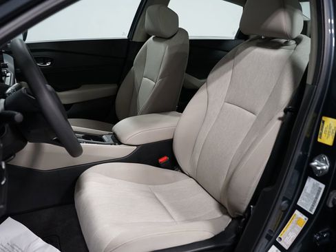 Used 2023 Honda Accord EX image 25