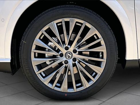 New 2026 Lexus RX 350 FWD image 11