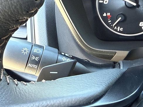 New 2026 Subaru Ascent Limited Bronze image 39