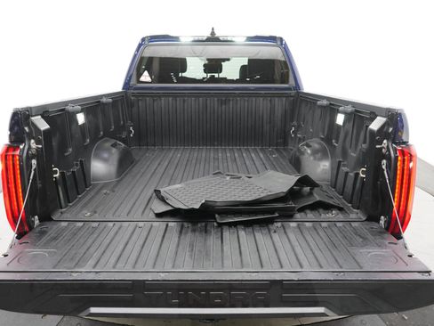 Used 2022 Toyota Tundra Limited AWD/4WD image 18