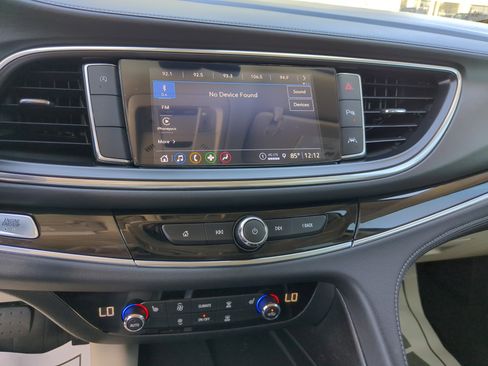 Certified 2023 Buick Enclave Essence image 20