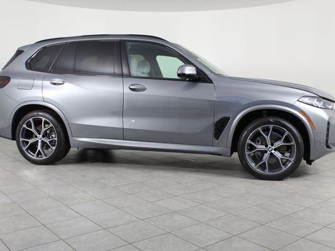 New 2026 BMW X5 xDrive40i w/ M Sport Package image 6