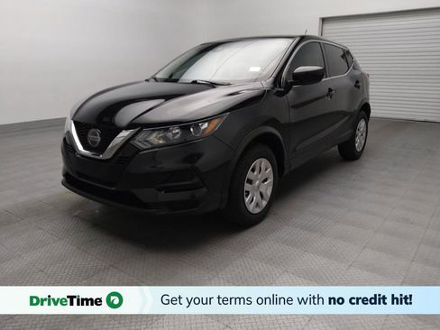 Used 2020 Nissan Rogue Sport S image 1