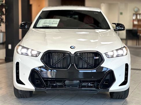 Used 2024 BMW X6 M60i w/ Dynamic Handling Package image 2