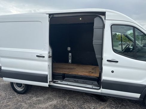 Used 2017 Ford Transit 250 148 Medium Roof image 16