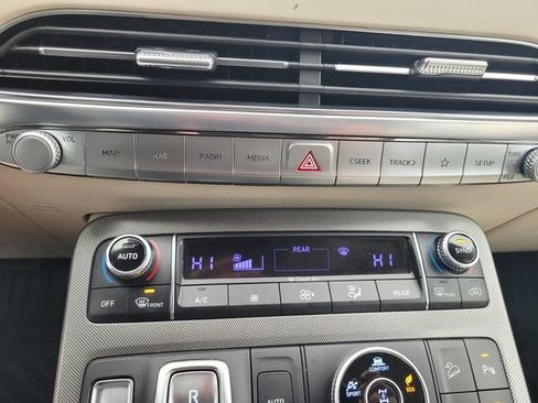 Used 2020 Hyundai Palisade Limited image 24