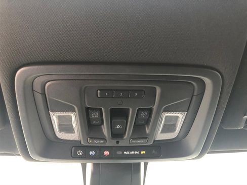 Used 2021 GMC Sierra 1500 AT4 w/ AT4 Premium Package image 26