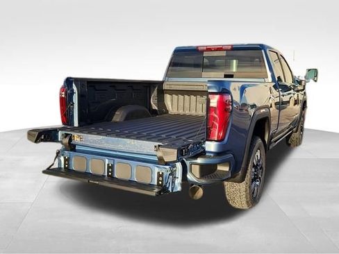 New 2026 GMC Sierra 2500 Denali w/ Denali Reserve Package image 8