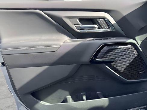 New 2026 Chevrolet Silverado EV LT w/ Premium Package AWD/4WD image 22