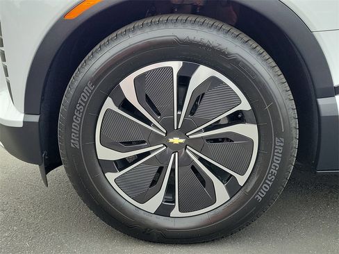 New 2026 Chevrolet Blazer EV LT image 23