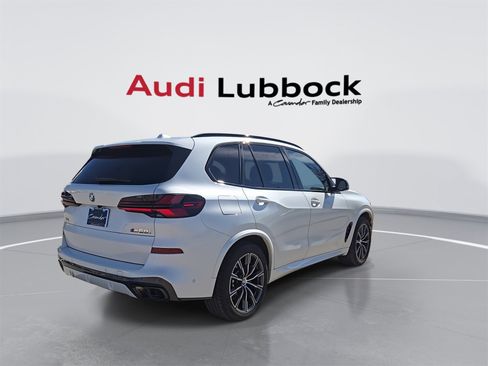 Used 2026 BMW X5 M60i image 8
