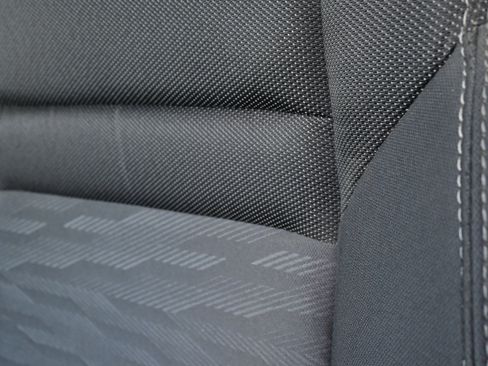 Used 2023 Nissan Frontier SV w/ Technology Package image 25