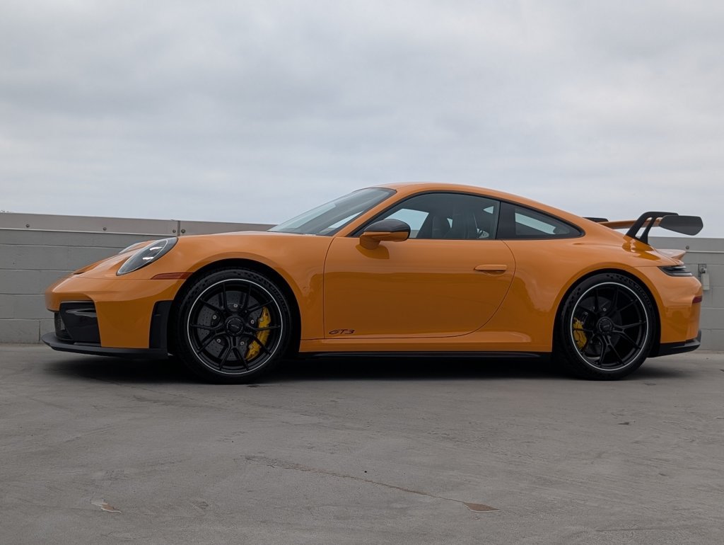 Used 2026 Porsche 911 GT3 RWD image 2