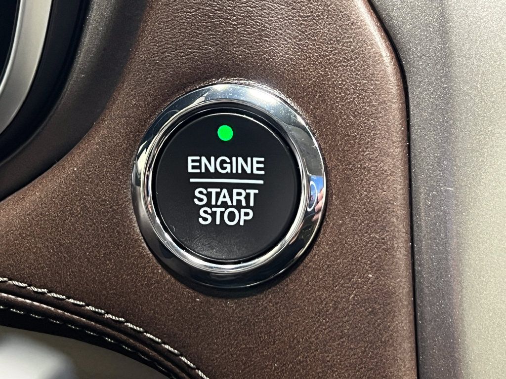 Used 2018 Ford Fusion Platinum FWD image 23