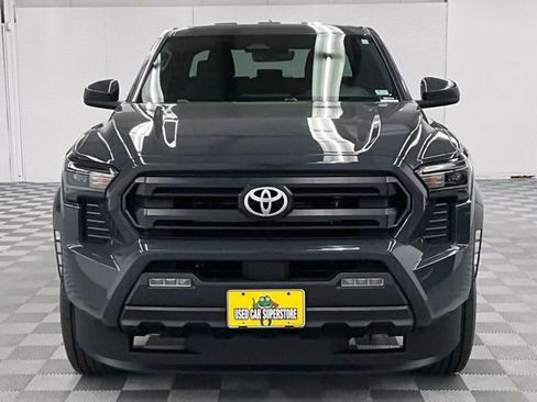 Used 2024 Toyota Tacoma SR5 AWD/4WD image 4