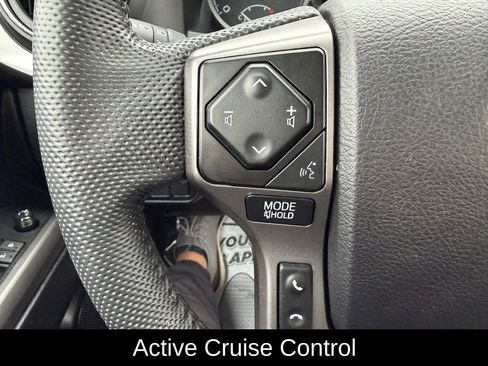 Used 2022 Toyota Tacoma SR5 image 15