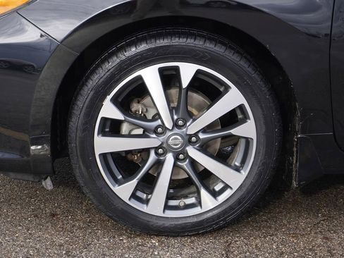 Used 2016 Nissan Altima 2.5 SR image 10