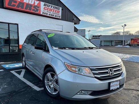 Used 2012 Honda Odyssey Touring image 1