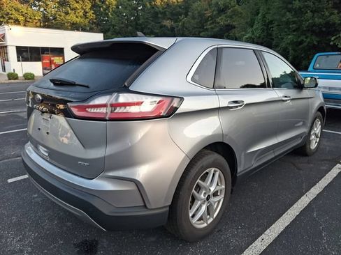 Used 2024 Ford Edge SEL AWD/4WD image 7