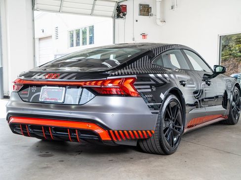 Used 2023 Audi RS e-tron GT image 6