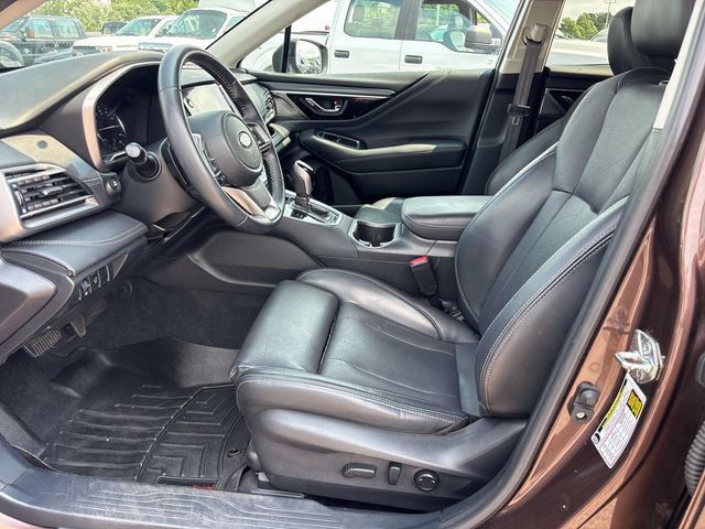 Used 2020 Subaru Outback Limited AWD/4WD image 11