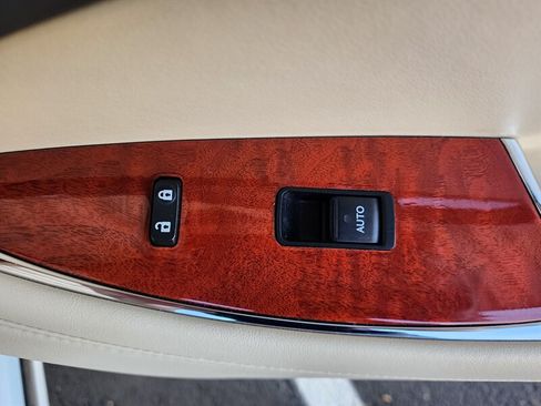 Used 2011 Lexus ES 350 FWD image 58