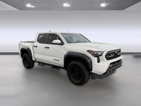 Certified 2024 Toyota Tacoma SR5 w/ SR5 Upgrade Package RWD image 7