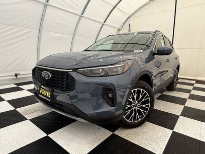 New 2025 Ford Escape SE w/ PHEV Premium Package