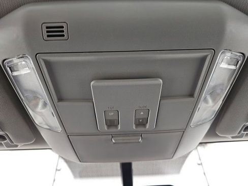 Used 2015 Toyota Tundra SR5 image 28