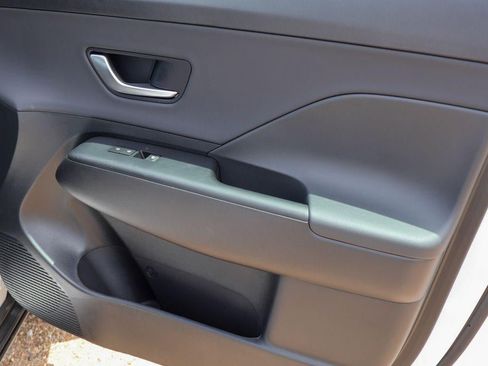 New 2026 Hyundai Kona SEL Premium FWD image 24
