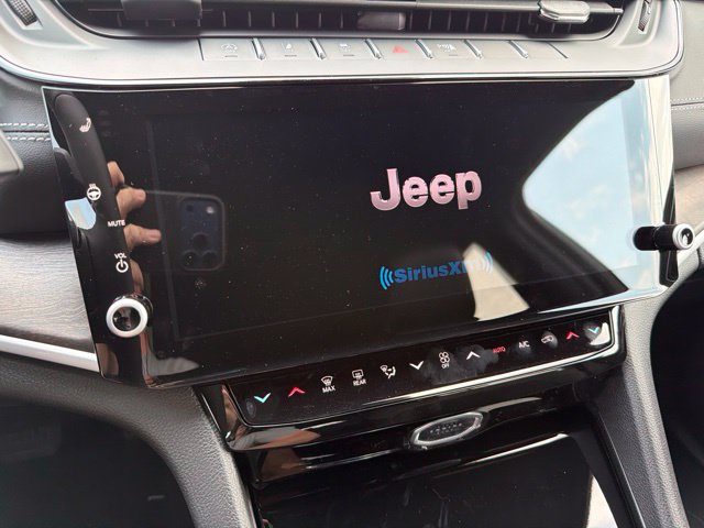 New 2026 Jeep Grand Cherokee Altitude AWD/4WD image 17