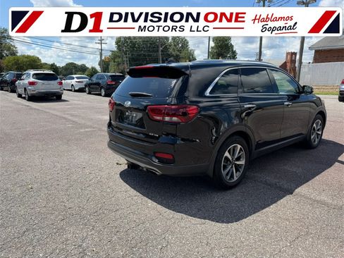 Used 2019 Kia Sorento EX w/ EX Touring Package FWD image 4