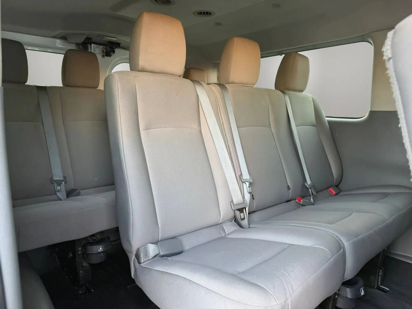Used 2019 Nissan NV 3500 S RWD image 17