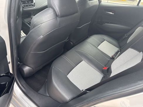 Used 2019 Toyota Corolla XSE image 35
