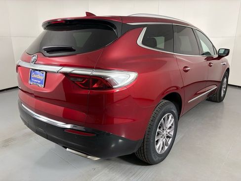 Used 2024 Buick Enclave Premium image 10