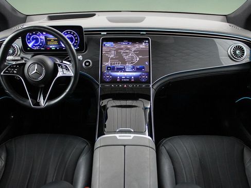 Used 2023 Mercedes-Benz EQS 450+ SUV image 19
