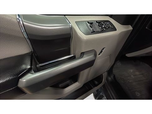 Used 2020 Ford F150 XLT w/ XTR Package AWD/4WD image 10