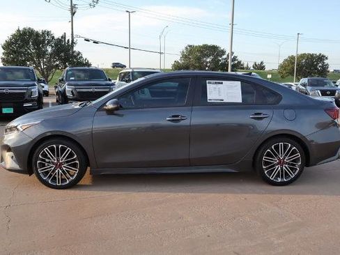 Used 2023 Kia Forte GT image 2