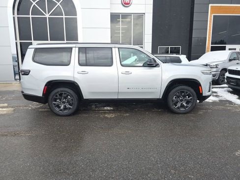 New 2026 Jeep Grand Wagoneer Limited image 7