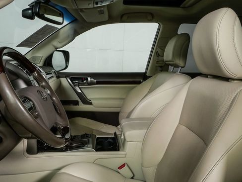 Used 2018 Lexus GX 460 Luxury image 5