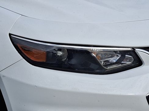 Used 2017 Chevrolet Malibu LS image 10