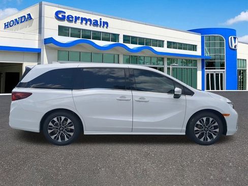 New 2026 Honda Odyssey Elite image 2
