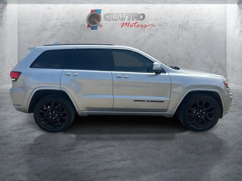 Used 2020 Jeep Grand Cherokee Altitude AWD/4WD image 7