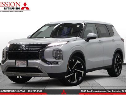 Used 2023 Mitsubishi Outlander SE