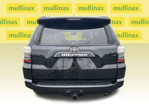 Used 2023 Toyota 4Runner SR5 Premium image 32