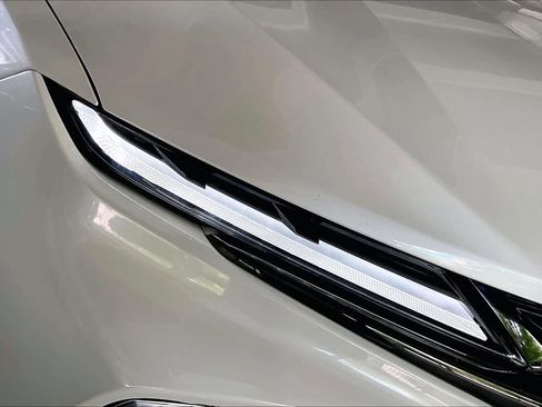 Used 2023 Chevrolet Blazer RS FWD image 27