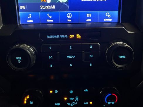 Used 2020 Ford F250 XLT w/ XLT Value Package AWD/4WD image 21