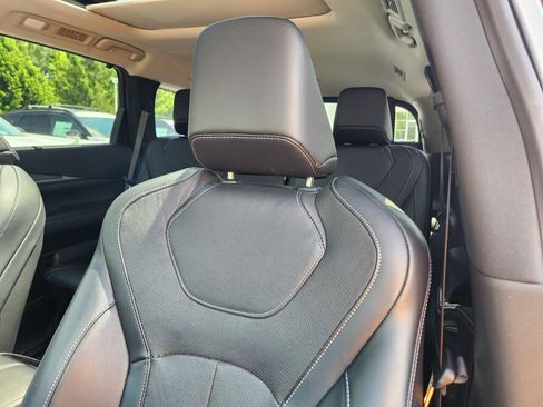 Certified 2023 INFINITI QX60 Luxe w/ Cargo Package AWD/4WD image 11