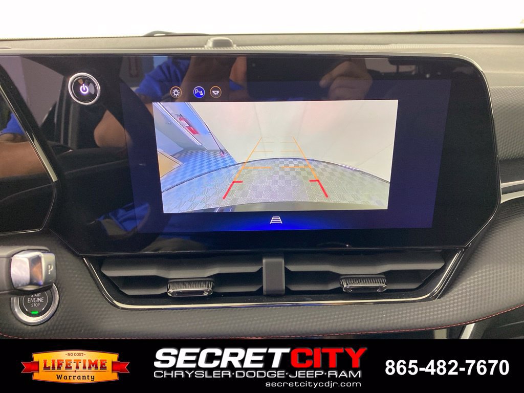 Used 2025 Chevrolet Equinox RS w/ Convenience Package III FWD image 20