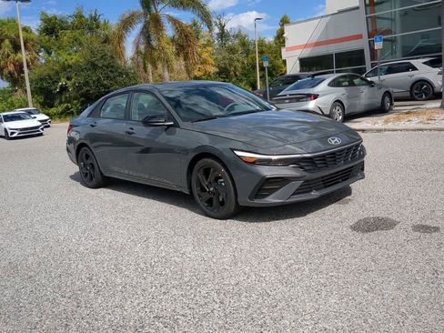 New 2026 Hyundai Elantra Sport FWD image 9